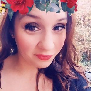 Meet your Posher, Christina